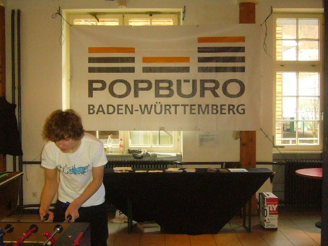 popbroinfostand.jpg