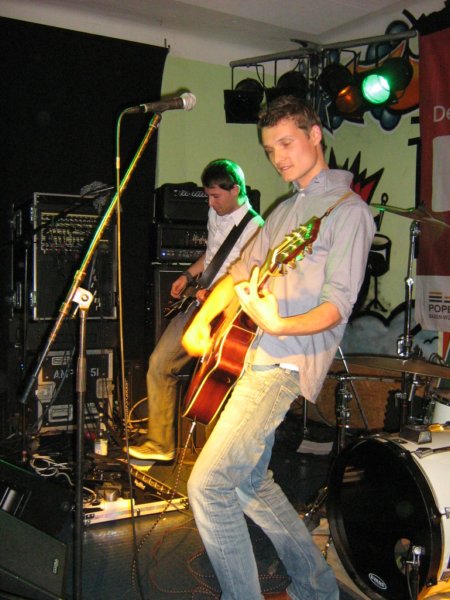 anthonyzaroundband3.jpg