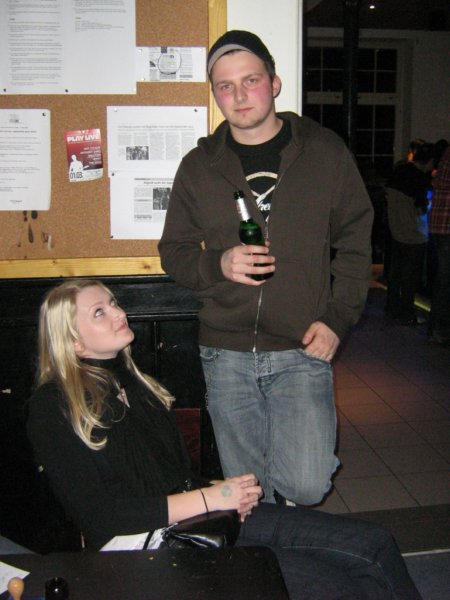 playlive2008120.jpg