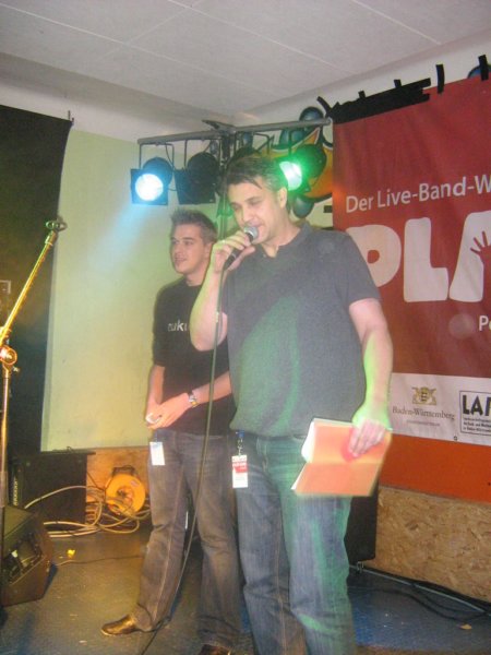 playlive2008140.jpg