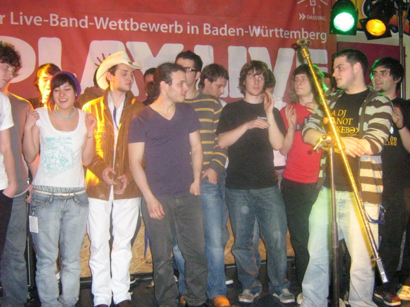 playlive2008150.jpg